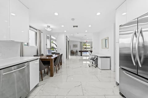 Spacious Kitchen Island with Breakfast Bar Ideal for Family Gatherings