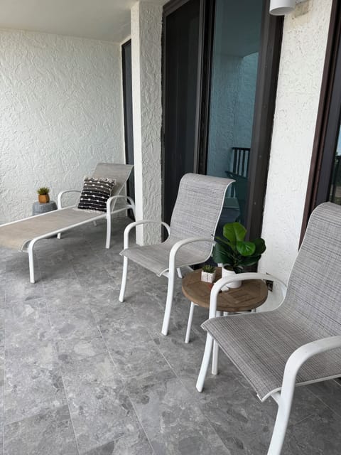 Exceptionally large balcony to enjoy morning coffee and watch for dolphins!