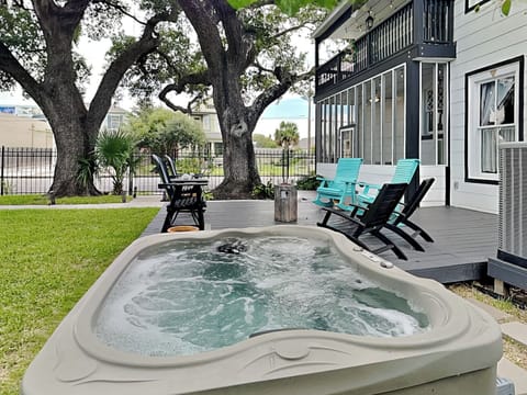Welcome To The Korner Store - Hot Tub