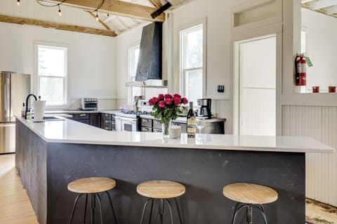 Kitchen | Cooking Basics | Drip Coffee Maker | Main Level