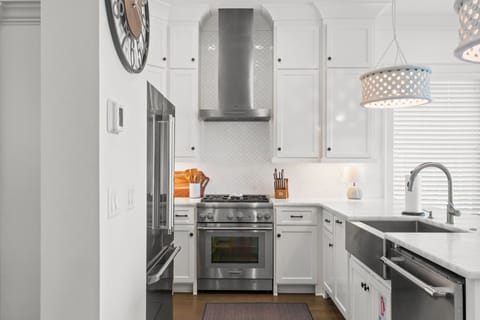 Gourmet Open Concept Kitchen