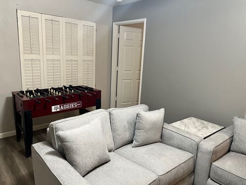 Living Room, Game Table