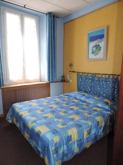 1 Double bed