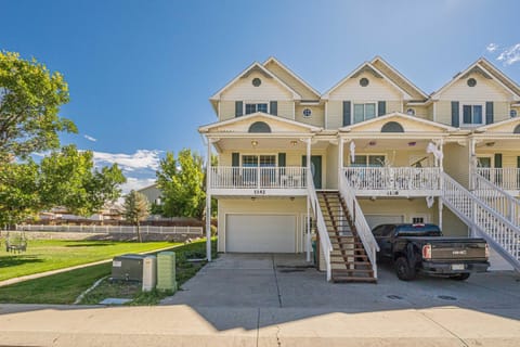 Can a house flirt? Because this one’s definitely trying.