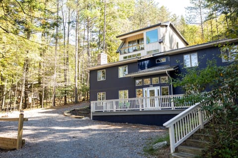 BlueAnchorByJFP2025 276