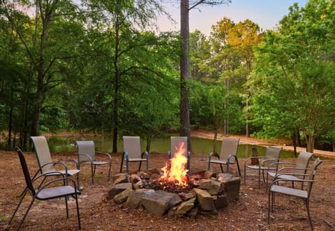 Gather under the stars with friends and family around your own crackling fire pit, perfectly set for stories and s’mores.
