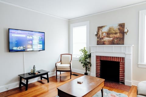 Relax and Unwind in the Living Room with Entertainment