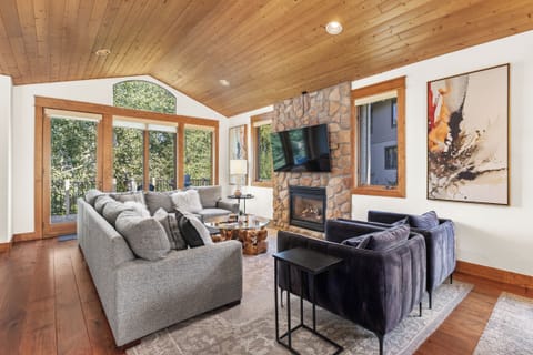Living Room with Gas Fireplace