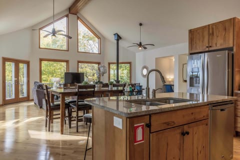 Kitchen with open concept 