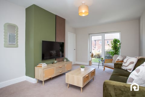 Bright living room featuring stylish décor and comfy seating.