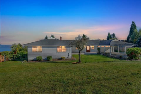 Grass, Outdoors, Shelter, Cottage, House