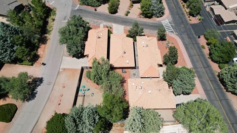 Four 2 bed, 2 bath homes on 1 property! 