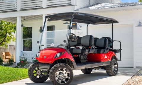 The convenient golf cart is at your complete disposal, allowing you to explore the area and travel to the beach with ease.