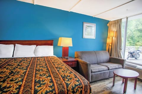 Bedroom. Interior and views may vary based on location and availability