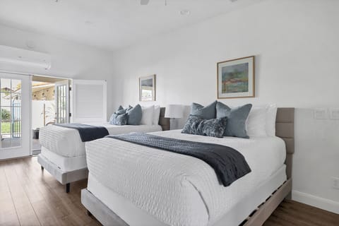Two Queen Beds