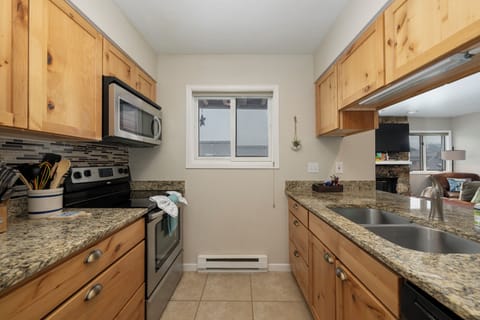 The kitchen is newly renovated