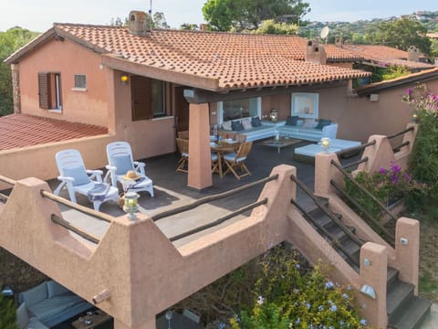 Home, Residential Area, House, Architecture, Roof, Estate, Shade, Balcony, Cottage, Villa