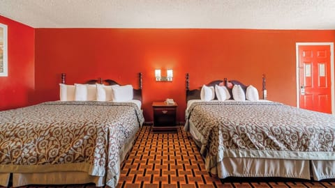 Unit with 2 King Beds