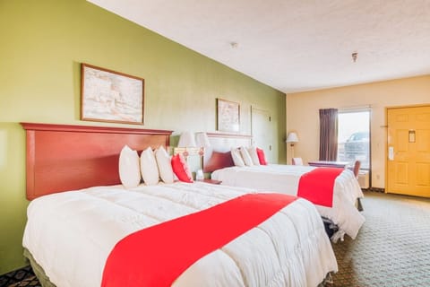 Unit with 2 Queen Beds