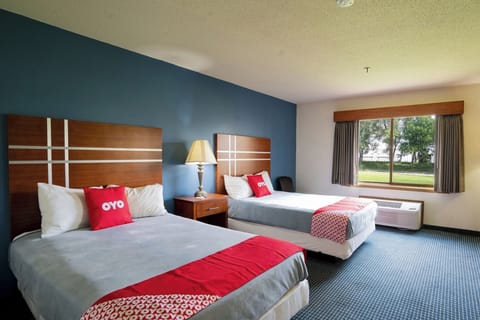 Wake up to calm tones, fresh linens, and soft daylight.
