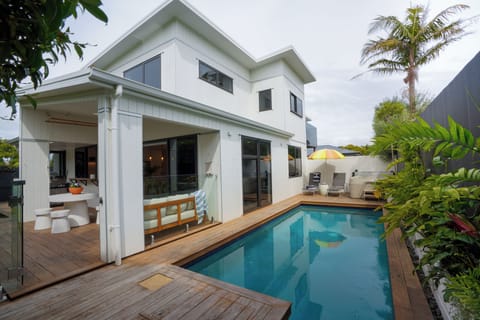 Spacious Beautiful Home with a pool and hot tub
