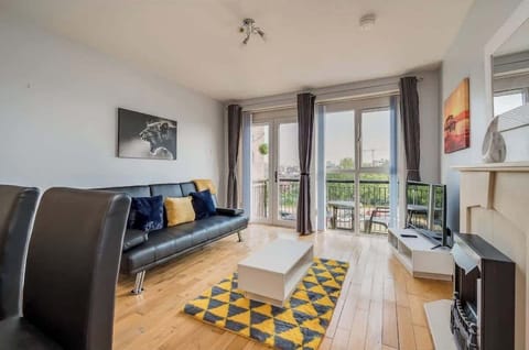 Living Room / Lounge