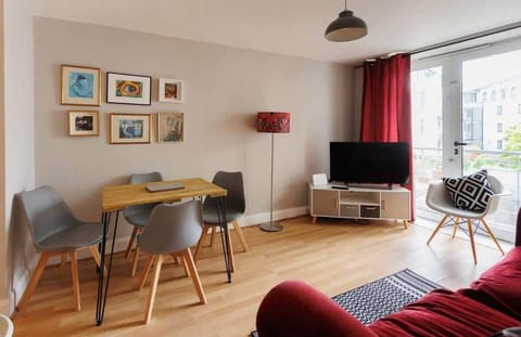 Living Room / Lounge