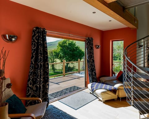 Gulabin House patio doors