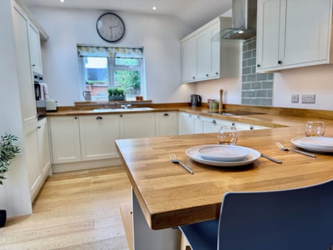 Bright dining area next to the kitchen