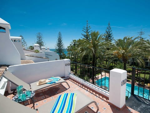 Cosy sundeck on the rooftop with bonus views