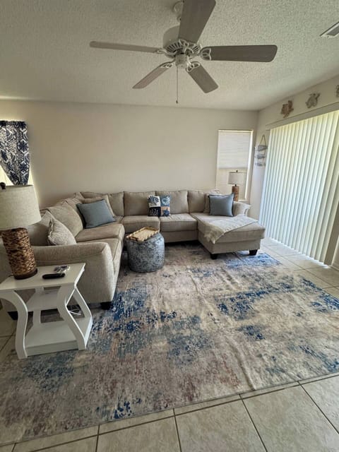 Living Room I Smart TV