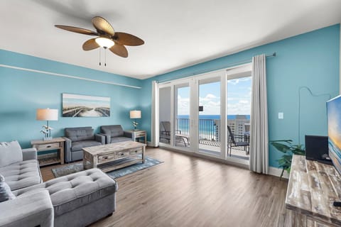 30-web-or-mls-9902 S Thomas Dr 1314-9