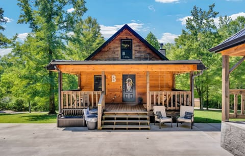  Private Cabin w/Hot Tub