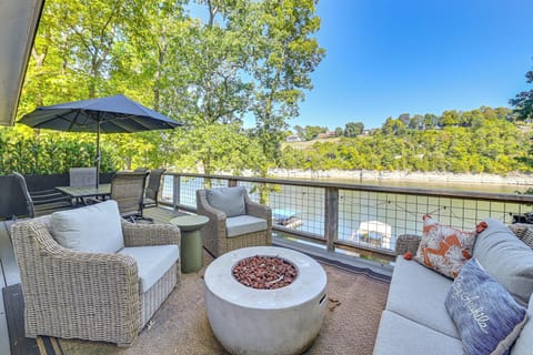 Harrodsburg Vacation Rental | 4BR | 3BA | Steps to Enter | 2,500 Sq Ft