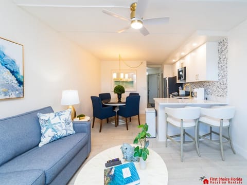 Bright, open living and dining area with modern kitchen!