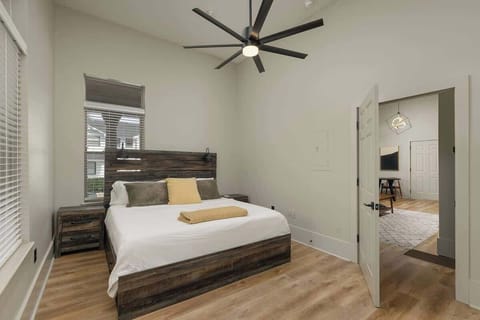 King Bed
