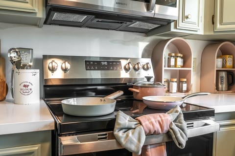 cooking ware available