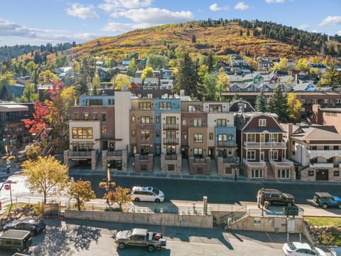 Downtown mountain view featuring Main Street and surrounding fall colors