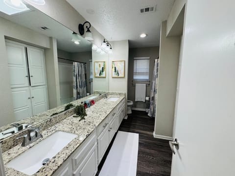 Mirror, mirror, smile back