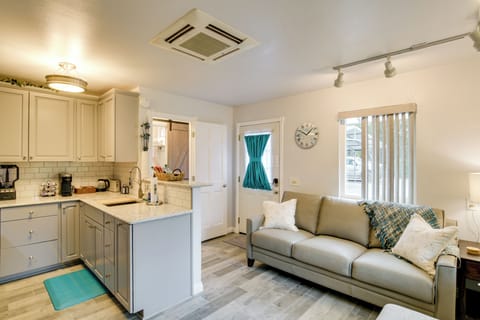 Durham Vacation Rental | 1BR | 1BA | 354 Sq Ft | 1 Step to Enter