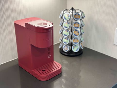 Start your mornings right — fresh coffee at your fingertips.