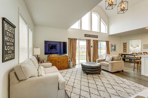 Syracuse Vacation Rental | 3BR | 2BA | 2 Steps to Enter | 1,800 Sq Ft