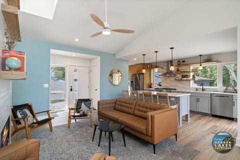 Living room that is an open concept to kitchen