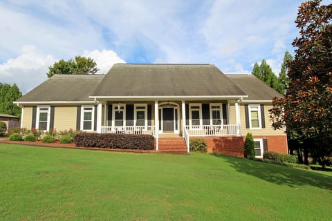 Getchell House: Your Cozy Home Away in Rome, Georgia