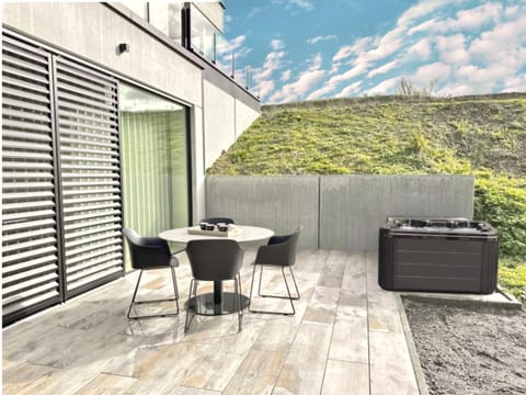Patio / Balcony