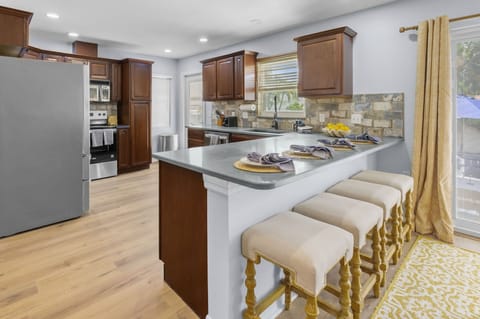 Because even vacations deserve home-cooked comfort. From big family dinners to quick snack runs, this kitchen is the heartbeat of your getaway.