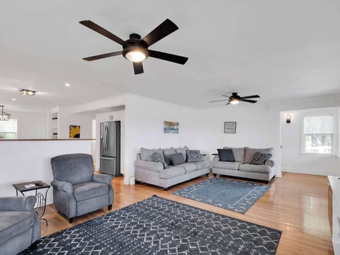 This is where your vacation plans turn into reality. Get ready to unwind, reconnect, and make memories in a space designed for total relaxation.