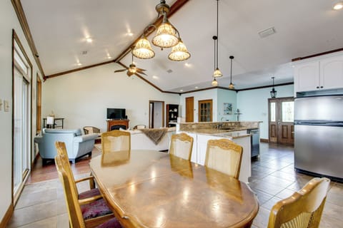 Dining Area | Dishware & Flatware