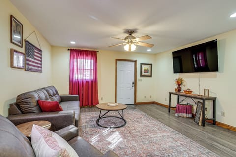 West Unity Vacation Rental | 1BR | 2BA | 1,600 Sq Ft | Stairs Required