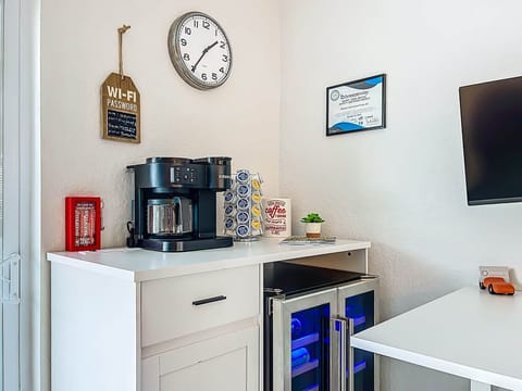 Coffee Bar & Wine/Beer cooler